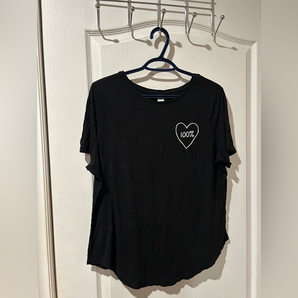 Old Navy T-Shirt